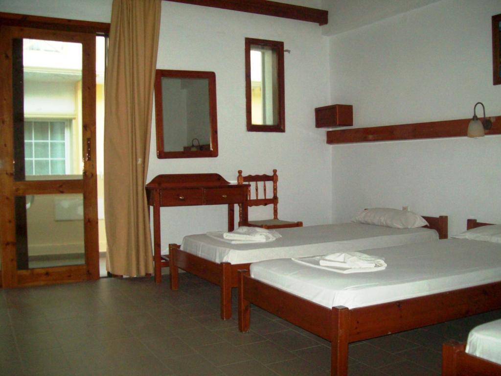 Kato Stalos Beach Room photo